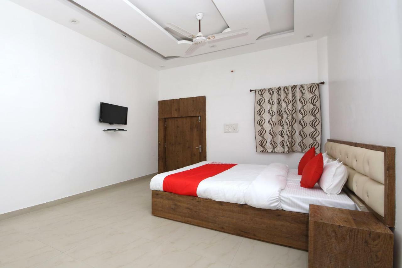 Oyo 38414 Rain Basera Resort 贾巴尔普尔 外观 照片