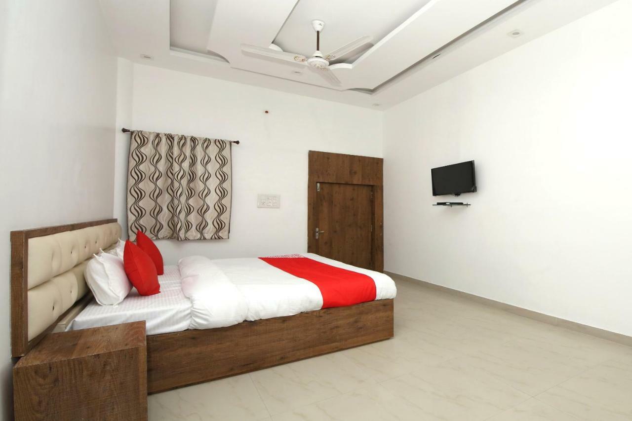 Oyo 38414 Rain Basera Resort 贾巴尔普尔 外观 照片