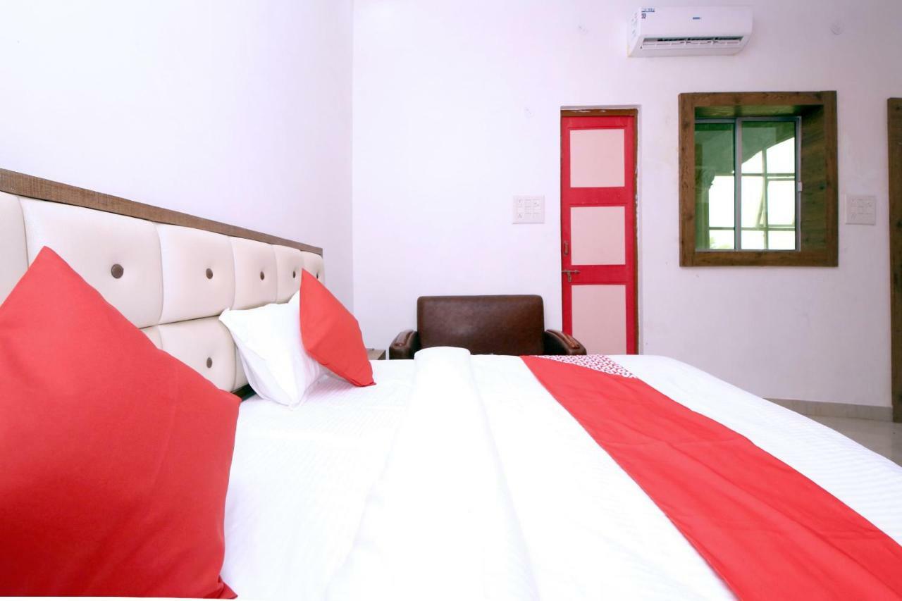 Oyo 38414 Rain Basera Resort 贾巴尔普尔 外观 照片